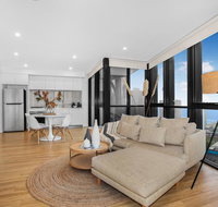 Roomy Apartment with Balcony Parking Ocean Views