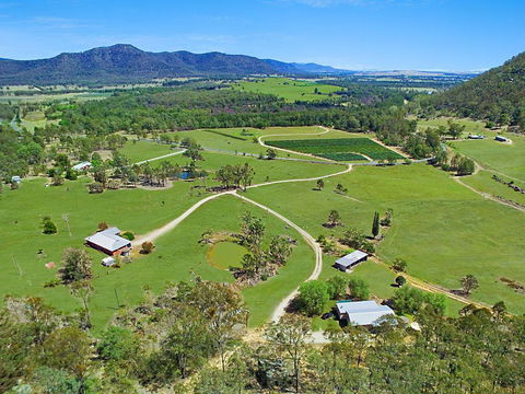 Rosa Estate In Broke - Two 3br House In Walking Distance To Cellar Doors - Tourism Brisbane 1