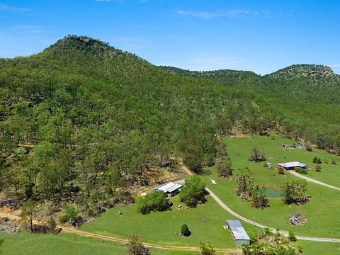 Rosa Estate In Broke - Two 3br House In Walking Distance To Cellar Doors - Tourism Brisbane 2