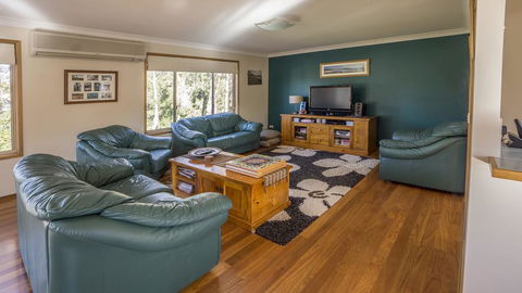 Rosemary Avenue 48 Bawley Point - Tourism Brisbane 1