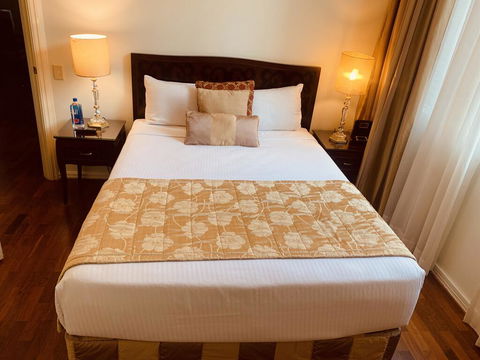 Royal Albert Hotel - Brisbane Tourism 3