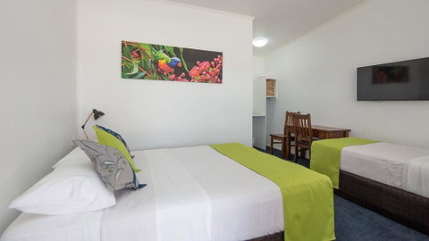Royal Motel Tenterfield - Brisbane Tourism 0