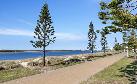 Royal Pacific Resort - Brisbane Tourism 3