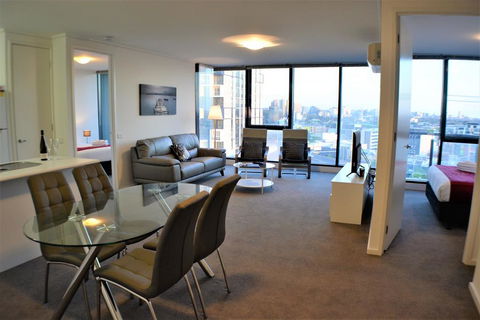 Royal Stays Apartments - Whiteman St - Tourism Brisbane 3