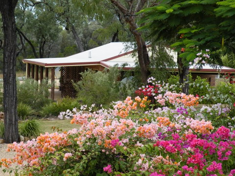 Rubyvale Motel & Holiday Units - Tourism Brisbane 3