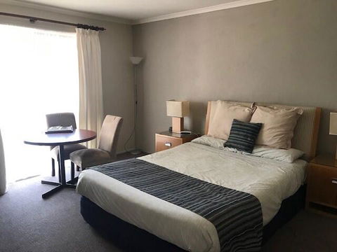 Sanctuary Inn On Westernport - Tourism Brisbane 2