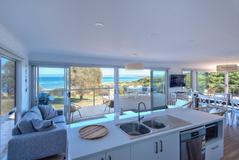 Sandbar Beach House - Brisbane Tourism 1