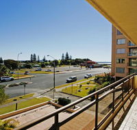 Sandbar Unit 203 1-3 Head Street - Brisbane Tourism