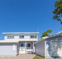 Sandpiper Beach Front House - Tourism Brisbane