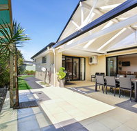 Sandy Bottom - Pet Friendly - 3 Min Walk to Beach - Brisbane Tourism
