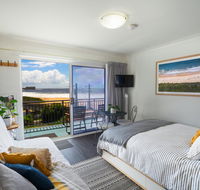 Sea Breeze Studio - Tourism Brisbane