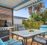 Sea Shack - renovated 1950's beach house - Brisbane Tourism