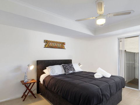 Seachange Apartment 1 - Tourism Brisbane 3