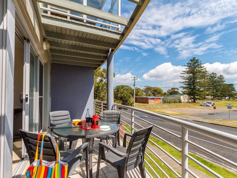 Seachange Apartment 3 - Tourism Brisbane 2