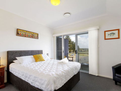 Seachange Apartment 3 - Tourism Brisbane 1