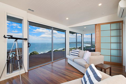 Seafarers Getaway - Brisbane Tourism 0