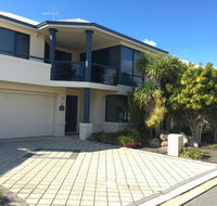 Seahaven by Rockingham Apartments - Brisbane Tourism