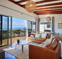 Seakissed Beach House - Brisbane Tourism
