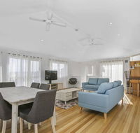 SEAVIEW - ocean views from a modern townhouse - Tourism Brisbane