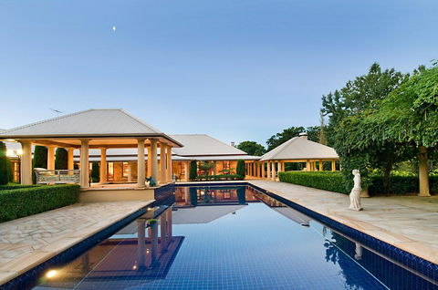 Secret Garden - Tourism Brisbane 1