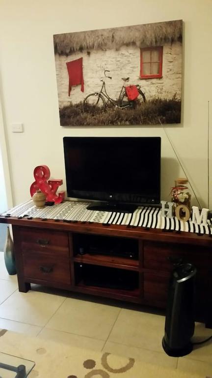 Self-contained Private 2 Bedroom Apartment - Brisbane Tourism 3