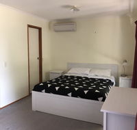 Self-contained studio - Brisbane Tourism