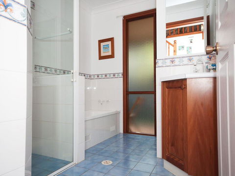 Semaphore Beach House - Tourism Brisbane 2