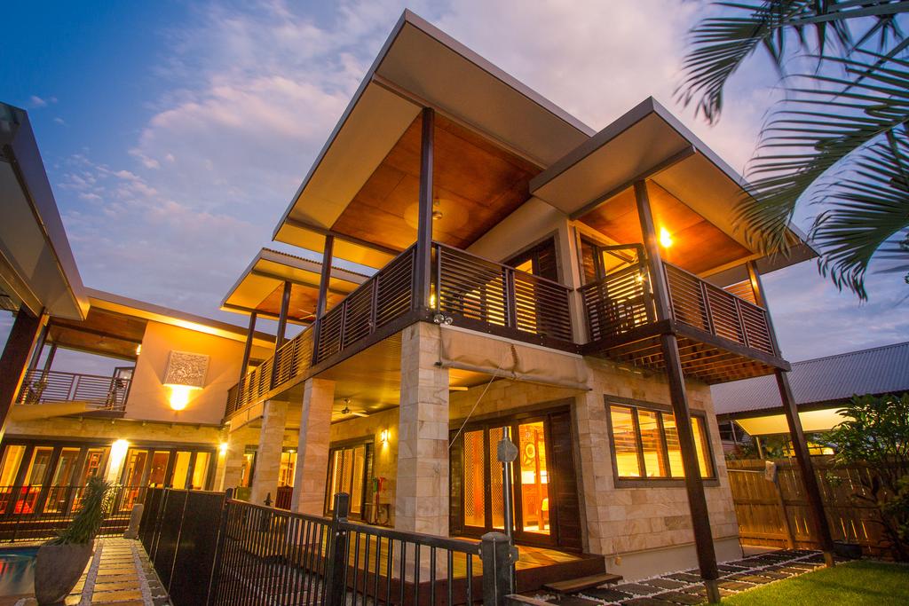 Lagrange WA Tourism Brisbane