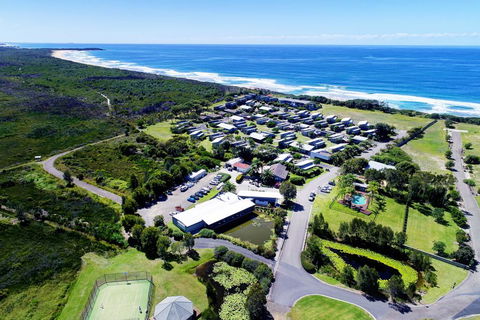 Serenity Diamond Beach (formerly Ramada Resort Diamond Beach) - Tourism Brisbane 0