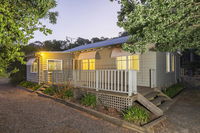 Book Halls Gap Accommodation Vacations Tourism Brisbane Tourism Brisbane