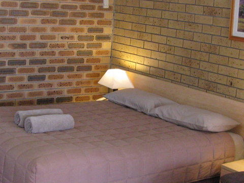 Settlers Motor Inn - Brisbane Tourism 2