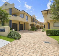 Seychells - Toowoon Bay - Tourism Brisbane