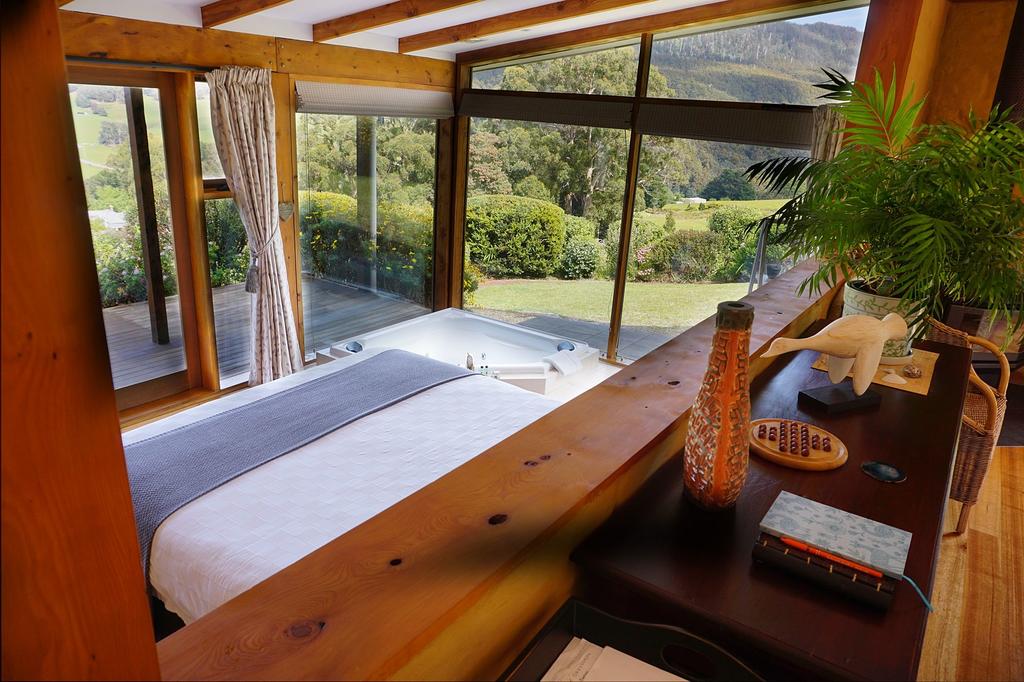 Glendevie TAS Tourism Brisbane