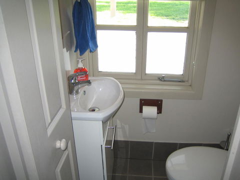 Showgrounds Cottage Naracoorte - Tourism Brisbane 2