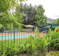 Silver Birches Holiday Unit 1 - Brisbane Tourism