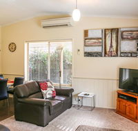 Silver Birches Holiday Village  Unit 8 - Brisbane Tourism