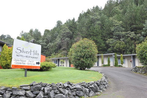 Silver Hills Motel - Tourism Brisbane 0