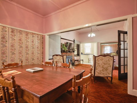 Skymirror Cottage - Brisbane Tourism 3