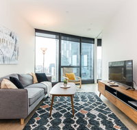 Skyscraper Apartment with Floor to Ceiling Views - Brisbane Tourism