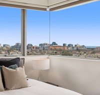 Sleek Skyline View Apartment Ideal for City Break - Brisbane Tourism