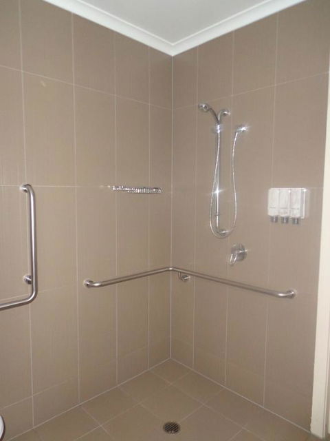 Smart Stayzzz Inns - Tourism Brisbane 3