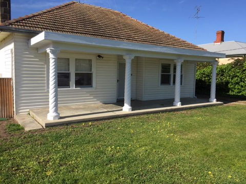 Smith Street Cottage Naracoorte - Tourism Brisbane 0