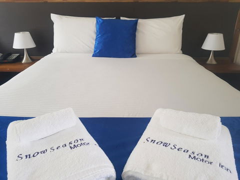 Snow Season Motor Inn - Tourism Brisbane 0