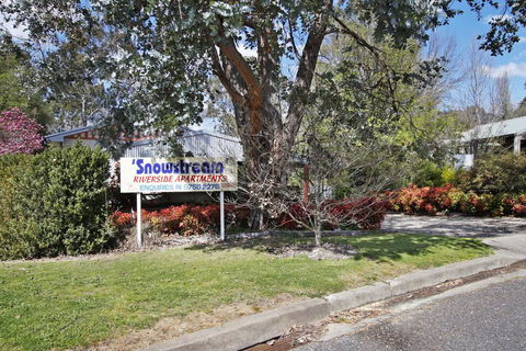Snowstream Riverside Apartments - Unit 3 - Brisbane Tourism 0