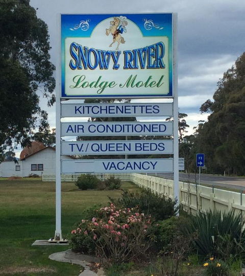 Snowy River Lodge Motel - Tourism Brisbane 3