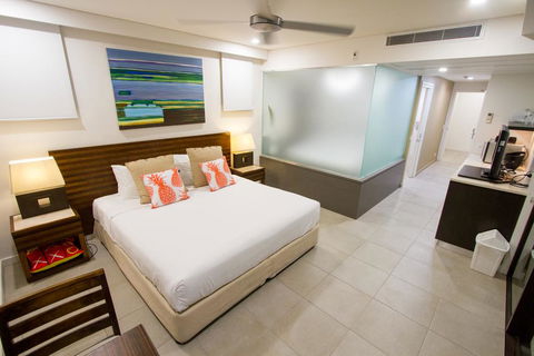 Solitudes Studio @ Sea Temple - Tourism Brisbane 1