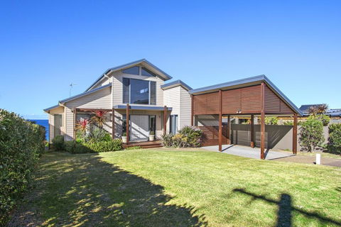 South Pacific Crescent 75, Ulladulla - Brisbane 4u 2