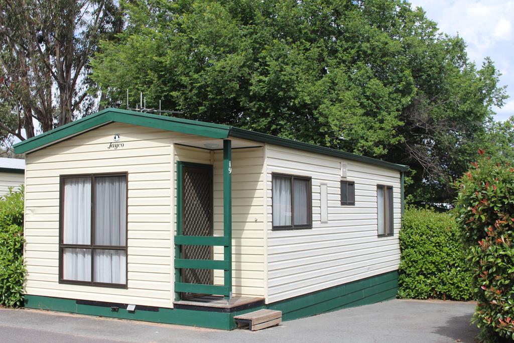 Symonston ACT Brisbane Tourism