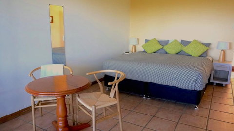 Sovereign Hill Country Lodge Rothbury - Brisbane Tourism 3
