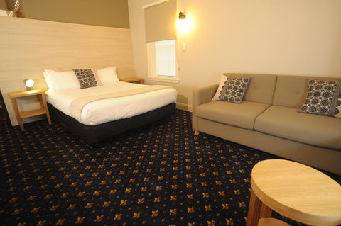 Sovereign Hill Hotel - Tourism Brisbane 2